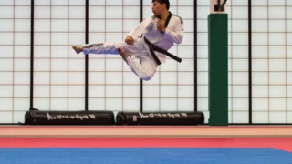 tsunoda core training